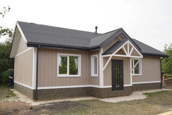 Fassadenpaneele Planken Aschebraun 1,50m Wandpaneele Deckenpaneele Unterdachpaneele Giebelverkleidung